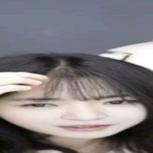 Go Bo-gyeol Instagram - 네컷 사진 찍을 때 조차 눈싸움을 하는 찐케미
 #사감재 와 #램브러리 😂
그리고 함께한 우리 귀여운 달팀 고마워요💘🌛 

오늘밤 10시 30분 #tvN #성스러운아이돌 
#theheavenlyidol 
스트리밍은 #tving