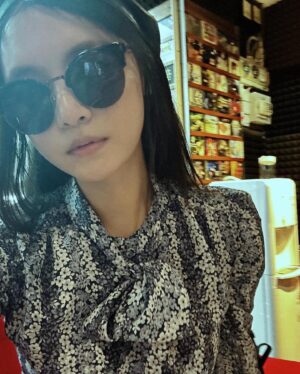 Go Bo-gyeol Instagram - 🐰🤍