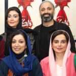 Golab Adine Instagram - اگر مايليد برگ بزنيد: ٨- هنرمندان عزيز و گرامى كه به تماشاى "بانوى محبوب من " نشستند #بانوى_محبوب_من# امير_غفارمنش#نورا_هاشمى#محمد_رحمانيان#محمد_ابراهيميان#محمد_مهر