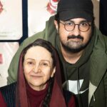 Golab Adine Instagram - اگر مايليد برگ بزنيد: ٨- هنرمندان عزيز و گرامى كه به تماشاى "بانوى محبوب من " نشستند #بانوى_محبوب_من# امير_غفارمنش#نورا_هاشمى#محمد_رحمانيان#محمد_ابراهيميان#محمد_مهر