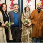 Golab Adine Instagram - اگر مايليد برگ بزنيد: ٨- هنرمندان عزيز و گرامى كه به تماشاى "بانوى محبوب من " نشستند #بانوى_محبوب_من# امير_غفارمنش#نورا_هاشمى#محمد_رحمانيان#محمد_ابراهيميان#محمد_مهر