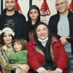 Golab Adine Instagram - ديگر تمديدى در كار نيست.آخرين اجرا ساعت٢/٣٠جمعه ١٥ بهمن خواهد بود ٣-اگر مايليد برگ بزنيد:هنرمندان عزيز و گرامى كه به ديدن كار ما نشستند #بانوی_محبوب_من #