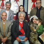 Golab Adine Instagram - ديگر تمديدى در كار نيست.آخرين اجرا ساعت٢/٣٠جمعه ١٥ بهمن خواهد بود ٣-اگر مايليد برگ بزنيد:هنرمندان عزيز و گرامى كه به ديدن كار ما نشستند #بانوی_محبوب_من #