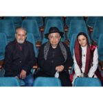 Golab Adine Instagram - نمايش " بانوى محبوب من " ٤-ادامه ى تشكر از حضور هنرمندان گرامى و عزيزى كه به تماشاى ما نشستند اگر مايليد برگ بزنيد