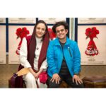 Golab Adine Instagram - نمايش " بانوى محبوب من " ٤-ادامه ى تشكر از حضور هنرمندان گرامى و عزيزى كه به تماشاى ما نشستند اگر مايليد برگ بزنيد