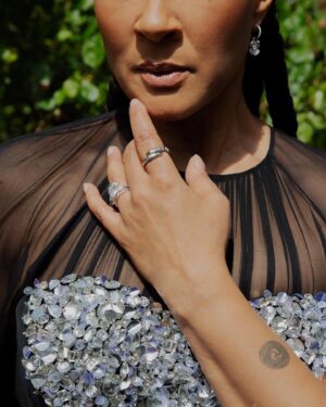 Golda Rosheuvel Instagram - BAFTA Television Awards.
Presented Drama Series
With the fabulous @cushjumbohere 

Wearing:
@carolinaherrera Custom Dress. 

@manoloblahnik 
Shoes 

@bulgari 
Jewellery 

Stylist: @jasonrembert 
Hair: @dionnesmithhair 
Makeup: @kennethsohmakeup