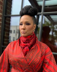 Golda Rosheuvel Instagram - National Museum of African American History and Culture. @smithsonian Wearing : @alietteny Shoes: @kalda_shoes Jewellery: @dinosaur_designs Style: @georgmedley Hair: @dionnesmithhair Makeup: @kennethsohmakeup