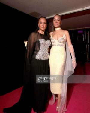 Golda Rosheuvel Instagram - BAFTA Television Awards.
Presented Drama Series
With the fabulous @cushjumbohere 

Wearing:
@carolinaherrera Custom Dress. 

@manoloblahnik 
Shoes 

@bulgari 
Jewellery 

Stylist: @jasonrembert 
Hair: @dionnesmithhair 
Makeup: @kennethsohmakeup