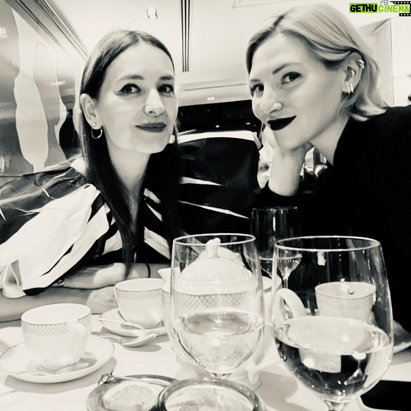 Golda Rosheuvel Instagram - When you find your tribe, hold them close. @roksandailincic @archhades ❤️💋❤️