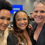 Golda Rosheuvel Instagram – About last night…. @humanrightscampaign 
Gave us a night to remember! 
Reunited with @jbayleaf ❤️

The Giants in the room.
The women who have shaped my life and soooo many others.
@shondarhimes @hrcpresident @therealdebbieallen 
@lenawaithe 
@phyliciarashad 
@dgcomedy 

We see you.

We Thank you.

#lgbtq community 
#allyship