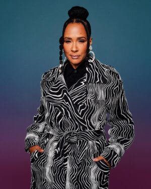 Golda Rosheuvel Instagram - Hanging with the gang @buzzfeed QC LA

Wearing.
@tovestudio COAT
@dinosaur_designs RING / EARRINGS
@esauyoriofficialpage DRESS
@kalda_shoes BOOTS 

Style: @georgmedley 
Hair: @dionnesmithhair 
Makeup: @kennethsohmakeup