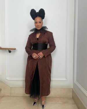 Golda Rosheuvel Instagram - Bridgerton Press .

Wearing @patrick__mcdowell
Shoes: @jimmychoo 
Jewellery: @davidmorrisjeweller 

The Team

@jasonrembert 
@dionnesmithhair 
@kennethsohmakeup 
@amprldn 
@themariamufundi 

@bridgertonnetflix 
❤️