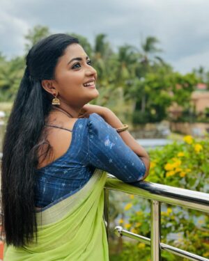 Gomathi Priya Instagram - The Wound is not your fault
But healing is your responsibility  Heal yourself ❤️‍🩹 ➡️❤️ #nature #healyourself #loveyourself #love #selfcare #gomathipriya #priyabalakumaran #priyabalakumaran_gp #gp #nothingbutpriya #oviya #bhanu #valli #meena #radhika #revathy #behappy #bekind #blessed  Pictures @arun_olympion_official