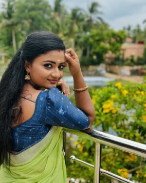 Gomathi Priya Instagram - The Wound is not your fault
But healing is your responsibility  Heal yourself ❤️‍🩹 ➡️❤️ #nature #healyourself #loveyourself #love #selfcare #gomathipriya #priyabalakumaran #priyabalakumaran_gp #gp #nothingbutpriya #oviya #bhanu #valli #meena #radhika #revathy #behappy #bekind #blessed  Pictures @arun_olympion_official