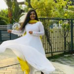 Gomathi Priya Instagram – When a girl is cute, intelligent,and Caring….
Then it’s clear her height is small  Am I right ?? 😉 #gomathipriya #priyabalakumaran #priyabalakumaran_gp #gp #nothingbutpriya #oviya #bhanu #valli #meena #radhika #revathy #madurai #chennai #hyderabad #thiruvananthapuram #actress #lifestyle #television #behappy #bekind #blessed