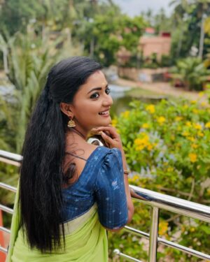 Gomathi Priya Instagram - The Wound is not your fault
But healing is your responsibility  Heal yourself ❤️‍🩹 ➡️❤️ #nature #healyourself #loveyourself #love #selfcare #gomathipriya #priyabalakumaran #priyabalakumaran_gp #gp #nothingbutpriya #oviya #bhanu #valli #meena #radhika #revathy #behappy #bekind #blessed  Pictures @arun_olympion_official