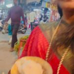 Gomathi Priya Instagram - My first ever Pongal celebration in Chennai My longtime wish to #kapaleeshwarartemple Special love to @shanthinimathivanan We do not remember days, we remember moments. #wellspent #devotional #vibes #moments #memories #blessed #temple #god #pongal #celebration #kapaleeshwarartemple #shivan #amman #shanthini #gomathipriya #priyabalakumaran #priyabalakumaran_gp #gp #nothingbutpriya #mylapore #filtercoffee #kovil #kovilprasadham #traditional #sareelove #red #green #2024 Saree @clothingstorebymithra Bangles @adee_bangles