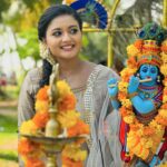 Gomathi Priya Instagram - HAPPY VISHU ASHAMSAKAL 🌻🌼💐 May the blessings of Vishu fill your year with prosperity, joy, and new beginnings. #newyear #vishu #2024 #malayalam #mallu #kerala #thiruvanthapuram #kani #vishukani #kainittam #kanikonna #yellow #green #prosperity #happiness #wealth #health #joy #newbeginnings #freshstart #myfirstvishu #celebration #festival