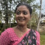 Gomathi Priya Instagram - depression isn’t always dark rooms & crying endlessly. sometimes it’s getting up, going to work,smiling & laughing all day and then coming home to sit quietly doing little to nothing until it’s time to go to bed. Pictures @medha.pallavi #gomathipriya #priyabalakumaran #priyabalakumaran_gp #gp #nothingbutpriya #healing #bestrong #behappy #bekind #blessed