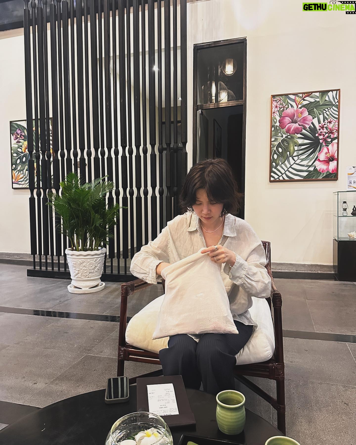 Gong Min-jeung - 163.1K Likes - Marry my husband 포상휴가를 끝으로 아름다운 작별, 감사히 잘 쉬었습니다. 다시 한번 감사합니다💚