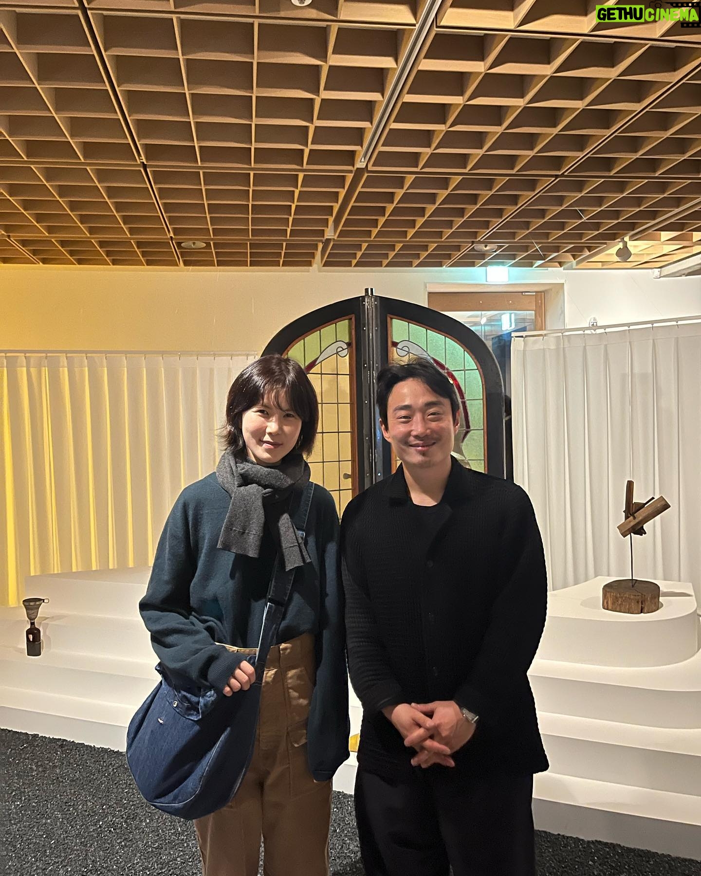 Gong Min-jeung - 85.1K Likes - Gorgeous!! - 안도현 작가