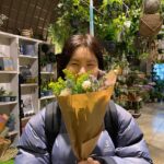Gong Min-jeung Instagram - 2023 년 상반기 자알 보냈다🍏