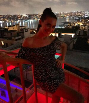 Gözde Mukavelat Instagram - 💃🎉