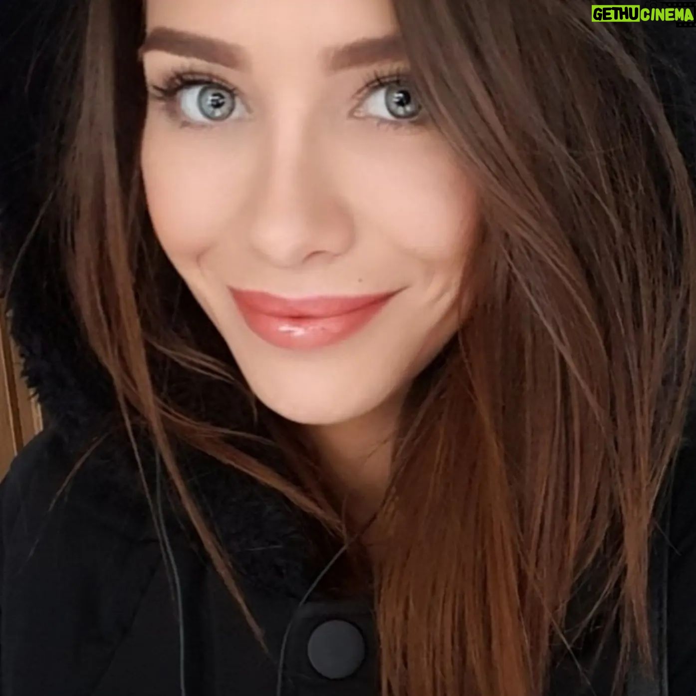 Gözde Mukavelat - 3 Likes -