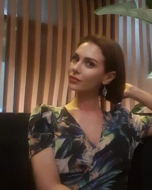 Gözde Mukavelat Instagram - 