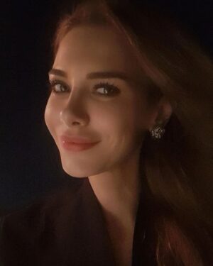 Gözde Mukavelat Instagram - 🖤