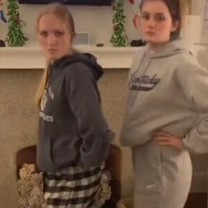 Grace Victoria Cox Instagram - 🎂happy bday to u, sister🎂 i can’t believe ur so old now!!! I also can’t believe that this tik tok dance didn’t go viral but we will keep trying!!!! Love u more than anything in the whole wide world and I’m SO lucky to have a baby sister as cool as u. Ily ily ily!!!✨✨💕💕💘💘