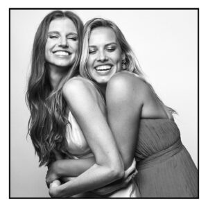 Gracie Dzienny Instagram - Birthday snuggles with my sissy 🥰 you are the funniest, most passionate person I know @cassieleedzienny . what a fun year it has been creating so many memories together ♥️ love you mieces to pieces