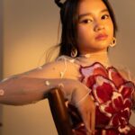 Graciella Abigail Instagram – – Graciella Abigail, 11 yo – 

Iya, sudah semakin besar ya Grace nya, om/tante/kakak2.. Masih bisa dapet peran anak2 kan ya 🥹

Jujur mama nya juga bingung & mulai worry krn semakin besar anaknya, but i can’t deny how time flies 🫠
