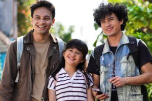 Graciella Abigail Instagram - Siapa yang udah ter-woy2 hari ini? 🙈😸 . Pertaruhan The Series 2 eps 1 udah tayang hari ini di @vidiooriginals 🎉🎉 @screenplayfilms_id @pertaruhantheseries