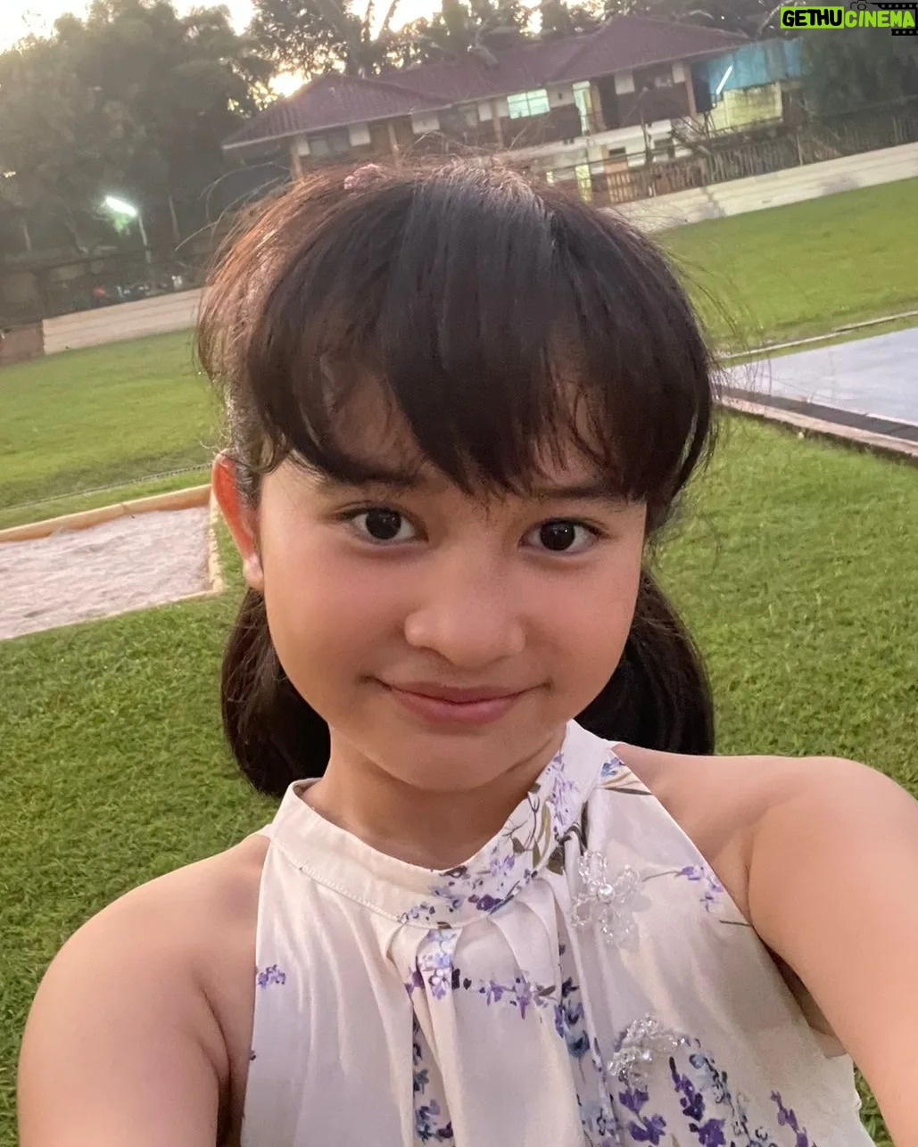 Graciella Abigail Instagram - 627.187 penonton di hari ke-8 @layanganputus.md tayang.. Terima kasih 🪁❤️ Semoga dapat menginspirasi Lydia-lydia lainnya dimanapun berada 💪🤪 Yang belum nonton #LayanganPutusTheMovie masih tayang di bioskop 🪁
