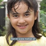 Graciella Abigail Instagram - Welcome to Raya’s Vlog!!! ⭐️🎥 Raya, Mamim, Mbok Atun, & Mbak Lastri main basah-basahan. 💦 Tunggu Layangan Putus The Movie tayang 21 Desember 2023 di bioskop! 🪁 #LayanganPutusTheMovie #LayanganPutus #MDEntertainment #MDPictures