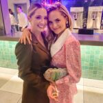 Greer Grammer Instagram - brb starting a fan club for @bystyles dimples 💕 also - swipe to see the 2019 tweet that is quite literally the reason Stephanie & I are friends😂💕🥹 AND THEN stream ‘loot’ on @appletvplus starting June 24th to see her in all her glory!!! (embarrassed but also thankful for being an obnoxious disney adult that listens to fantasmic in my car🙈💁🏼‍♀️)