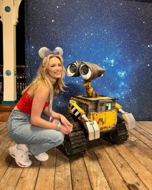 Greer Grammer Instagram - swipe to see wall-e be a FLIRT 🤭💕🪐

I’ve been so overwhelmed with what to share first from my INCREDIBLE week at the Disney Creators Celebration!! Settled on one of my FAVORITE highlights from the trip - the Pixar Pier after hours event! After DCA closed, we got to run around Pixar Pier and meet our favorite Pixar characters and ride our favorite rides (over and over and over again 🙈). 

Thank you to @disneyparks for this incredible, once in a lifetime experience that I will never forget. Seriously still on such a high from this night and this trip. And TRUST there is SO much more where this came from and I cannot WAIT to share it all with you!! #disneycreatorscelebration #hostedbydisney #disneyparks #disneyland #dca #pixarpier #disney