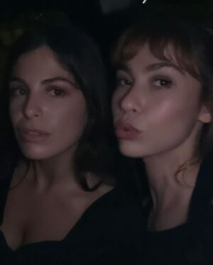 Greta Fernández Instagram - el millor primavera grasiassss🦋🌺🙂‍↔️
@cupra_esp 🤍
@primavera_sound
