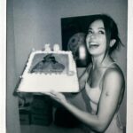Greta Fernández Instagram – la suerte de tenerte tan cerquita🤍 @nanitita