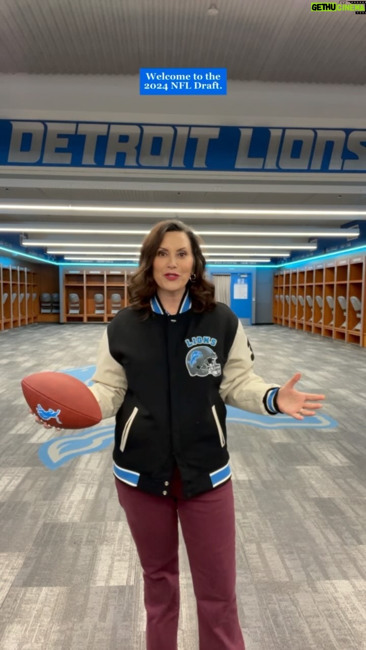 Gretchen Whitmer Instagram - The #NFLDraft is finally here, so throw them hands up and show some love. Welcome to Detroit City.