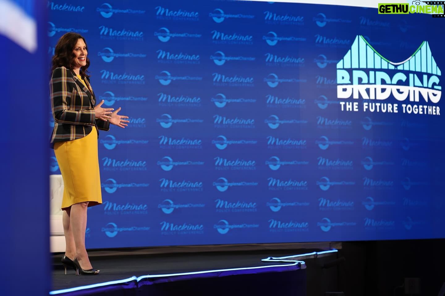 Gretchen Whitmer Instagram - Grab those sunglasses - our future is bright! 😎 Whether you want sports, the great outdoors, or a place to start your business, Michigan has something for everyone. Together, we’re making Michigan THE place to live, work, and play.