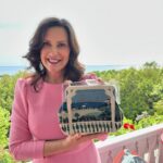 Gretchen Whitmer Instagram - In 1957, Nancy Williams was first Lady of Michigan, embroidering this purse as the Mighty Mac was being built. It’s fitting to admire a piece of Michigan’s history as we build a bridge to a brighter future. With our grit and innovative spirit, we’ve got this in the bag!
