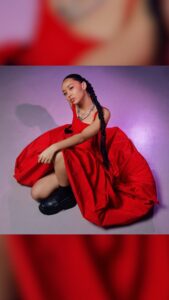 Griff Instagram - @wiffygriffy is in her dancer era. She performed her latest track, “Miss Me Too,” for #AppleMusicSessions London.