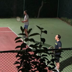 Gülçin Kültür Şahin Instagram - 1. Geleneksel Canavar Tenis Turnuvası 😍#dizimisakatladımolsun #bestof2024 #mangallove #mangalsıztenisturnuvasınahayır #wimbledonaköfteyaraşır