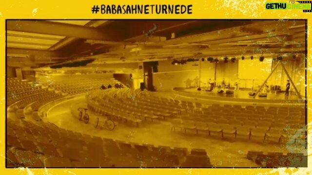 Günay Karacaoğlu - 505 Likes - #BabaSahneTurnede #BirBabaHamlet
İlk turnemiz İzmir'e!
Biletler @Biletix ve gişede
#izmir #turne #tiyatro #BabaSahne #ŞevketÇoruh #MuratAkkoyunlu @sevketcoruh @muratakkoyunlu @babasahne