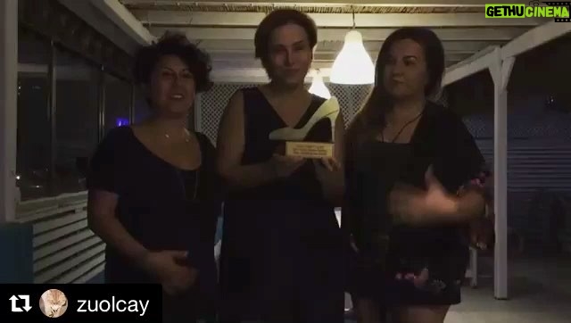 Günay Karacaoğlu - 852 Likes - Zuhal Olcay hakkıyla aldı,ödül sahibini buldu. @tahtatopuk #Repost @zuolcay (@get_repost)
・・・
#tahtatopuködülü bu sene bana geldi. İnanılmaz mutluyum. 🏆 @cigdemerken @gnykrcgl