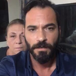 Güneş Hayat Instagram - #tbt dediğin böyle olurrr😂😂😂😂😂 Canım kardeşimmm @serdarrozer le bol eğlenceli karavan günlükleri😍😂😂😂