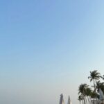 Gurdeep Kohli Instagram – Swadika….Amazing Thailand
Hua hin #dusitthanihuahin you are gorgeous❤️❤️🧿
#thailandairies🤩🏝⛰ missing my world @arjunjpunjj @meherpunjj #mahirpunjj🌈🌈🌈 #timepassreels✌️💕 #reelskarofeelkaro #solotravel
PS: the most befitting song for me right now💫💫
