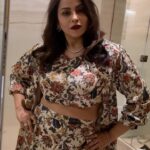 Gurdeep Kohli Instagram – Because I love this song…..
Reel tho Banti hai😁😁💫💫
#filmyme #loveforbollywood #reelsvideo #funreels❤️🔥🤗😂 #filmyganeshane😁😁 alwaystryingtoentertain❤️#gurdippunjj #arjunpunjj